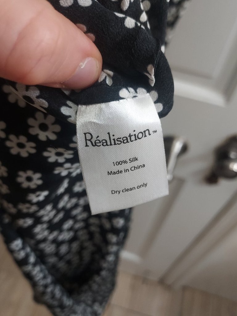 Realisation Par The Minnie Black White Floral Short Sleeve Dress — image 8 of 8